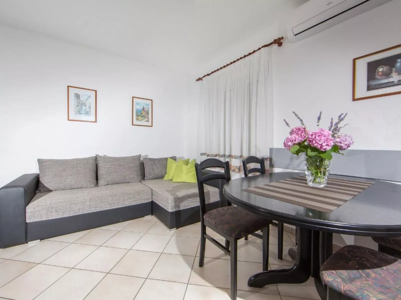 Apartment in Pjescana Uvala mit Gemeinschaftspoo - Image-tags.info