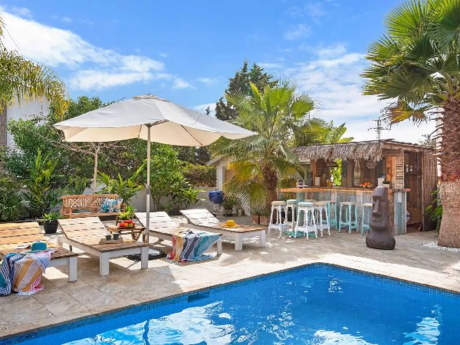 Villa Moai - PlusHolidays - Image-tags.info