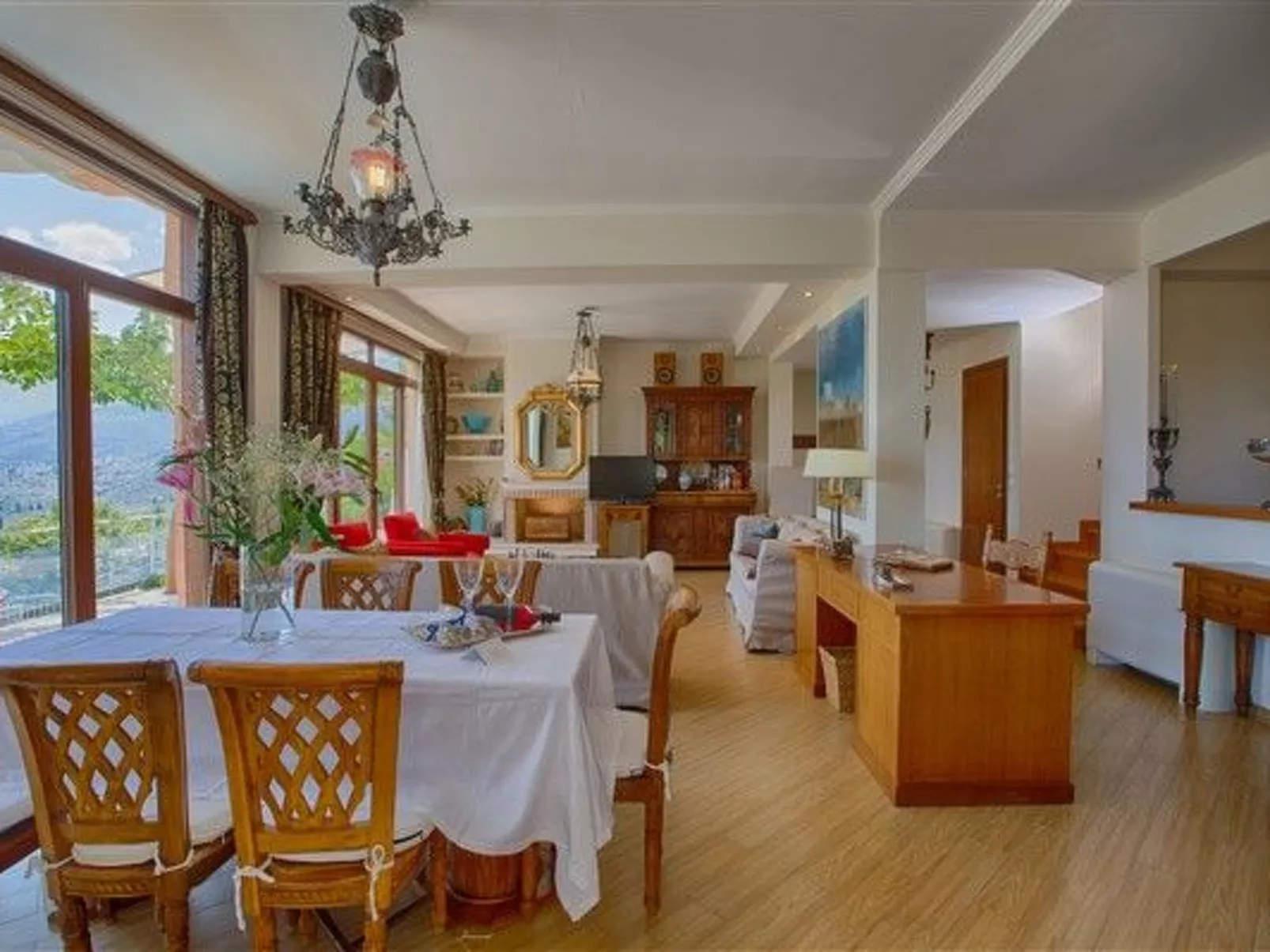 Finca "Iris" mit Infinity-Pool - Binnen