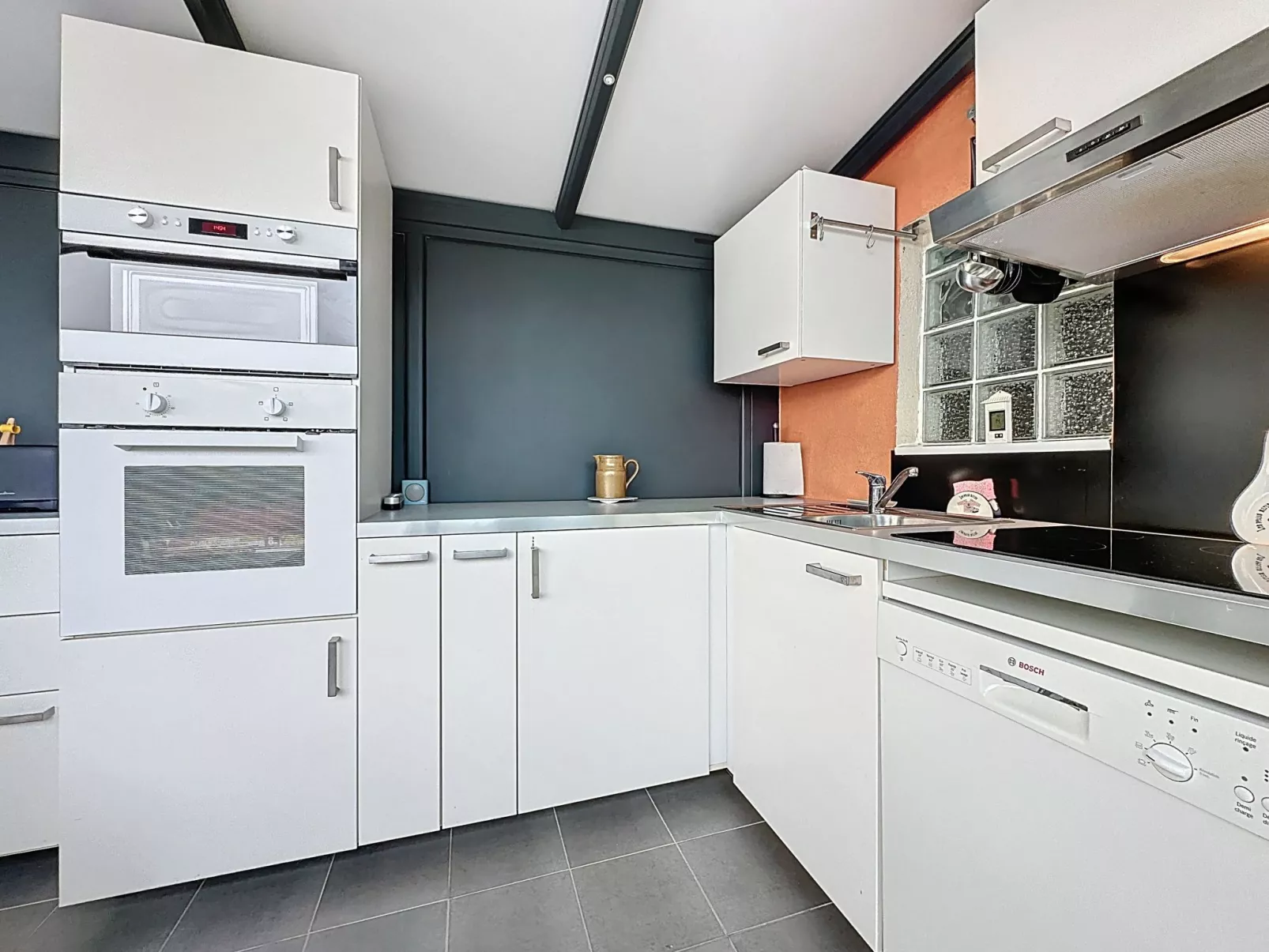 Les Rochers du Roi - Binnen