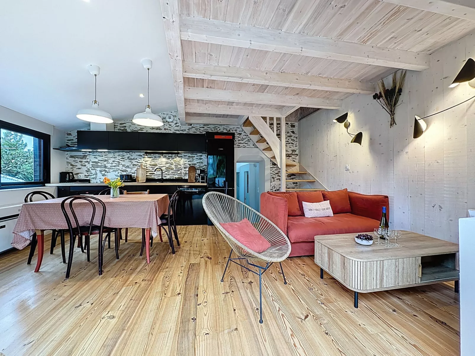 Le Saint Gilles - Binnen