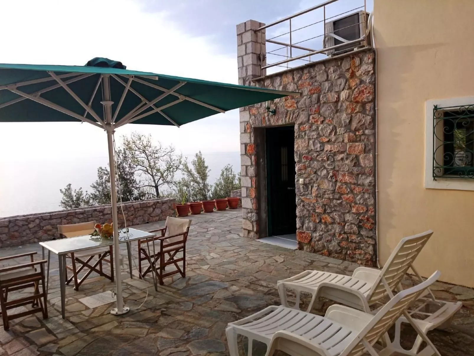 Mahatma Gandhi Villa - Buiten