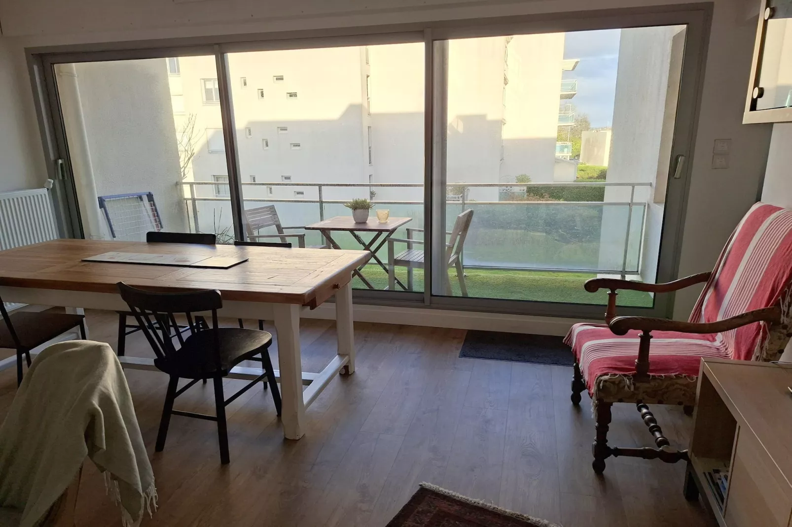 Ferienwohnung in Plougonvelin - Eetkamer