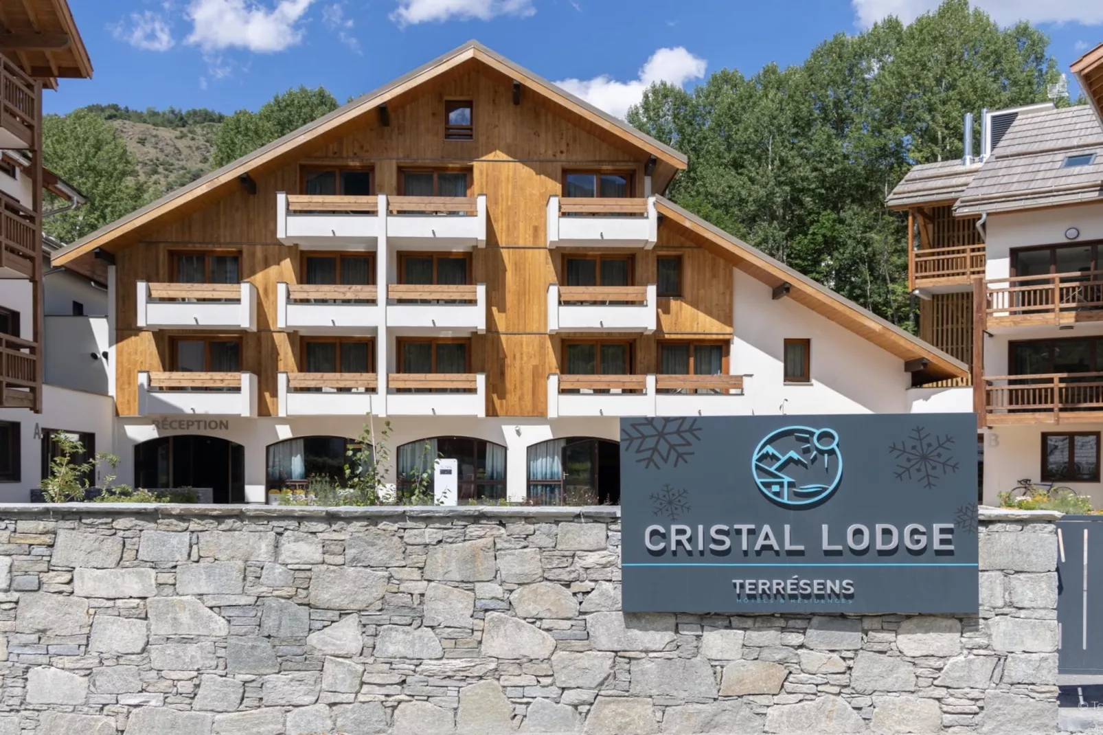 Le Cristal Lodge-RD2S - Buitenkant zomer