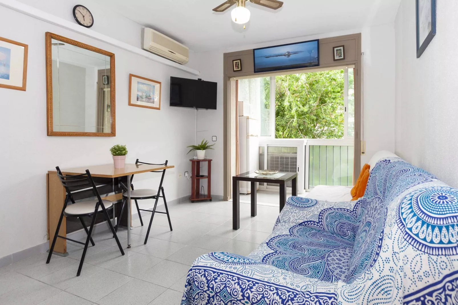 1231 PUNTA DEL ESTE 150m PLAYA - Woonkamer