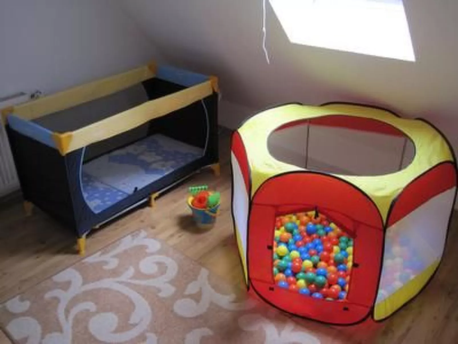 Charlotte mit Garten - Binnen