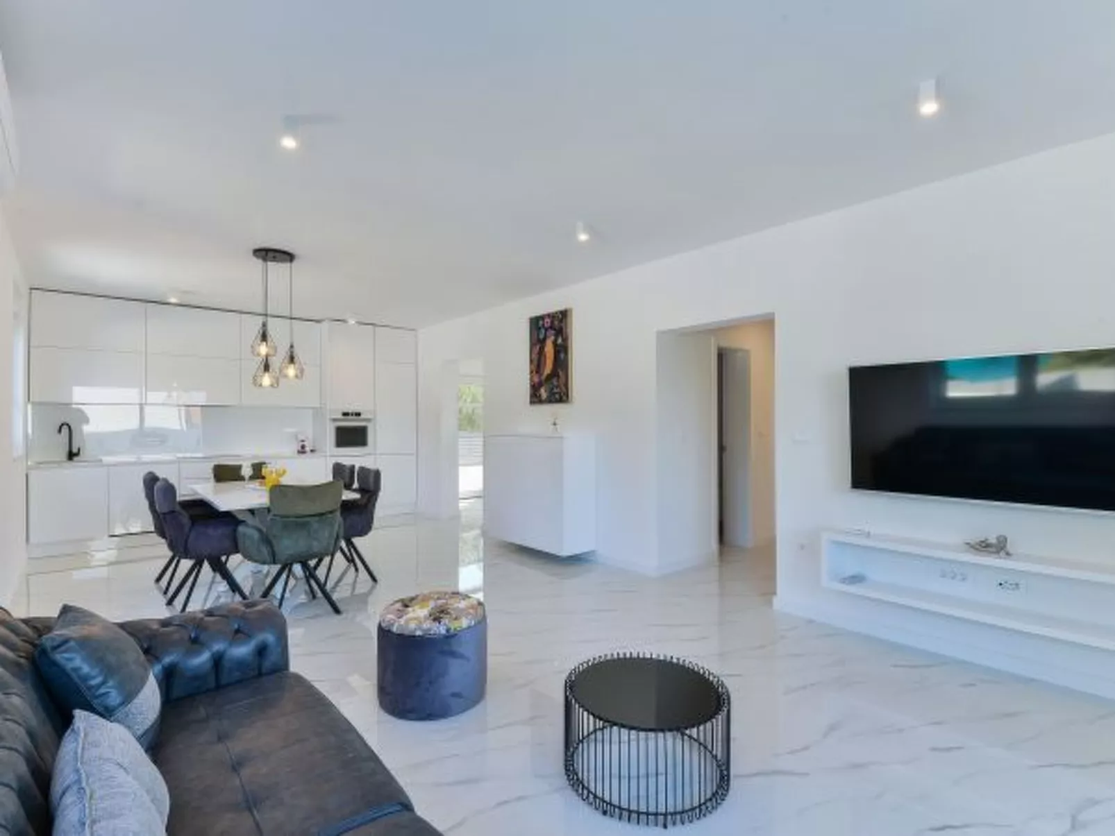 Villa Div with heated pool Apartment No.1 - Image-tags.info