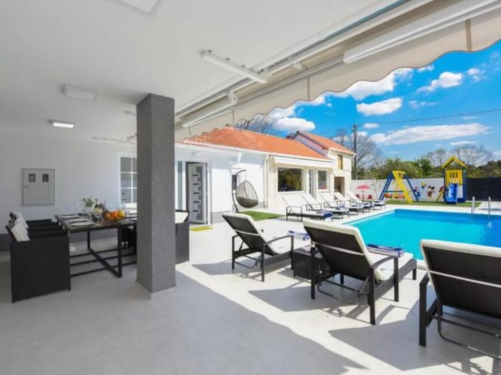 Villa Mare with heated pool and gym - Image-tags.info