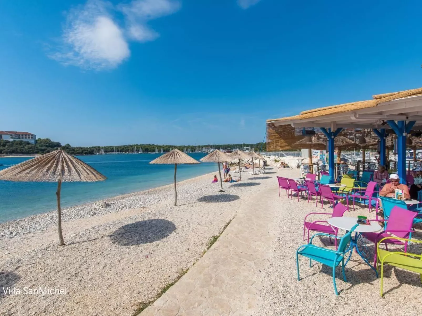 Wohnung in Pjescana Uvala mit Großer Terrasse - Image-tags.info