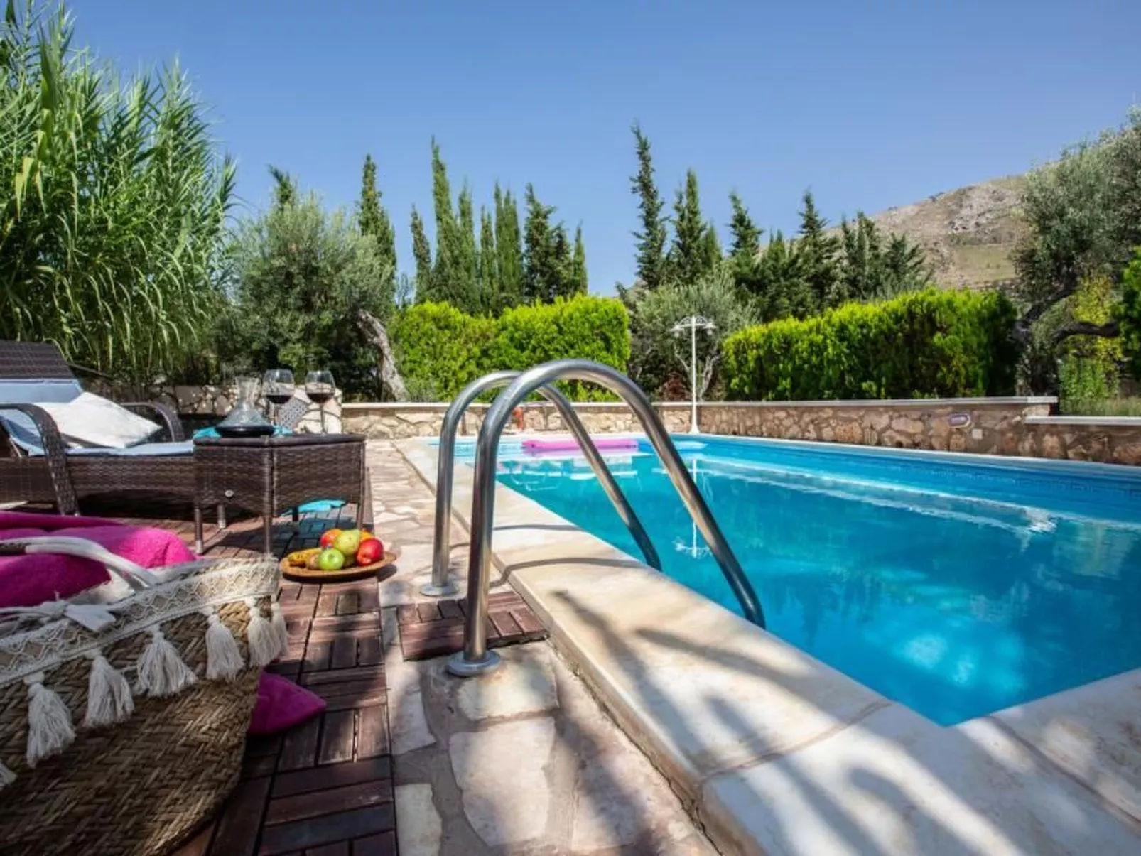 Ferienvilla mit privatem Pool für 7 Personen mit Garten - Image-tags.info