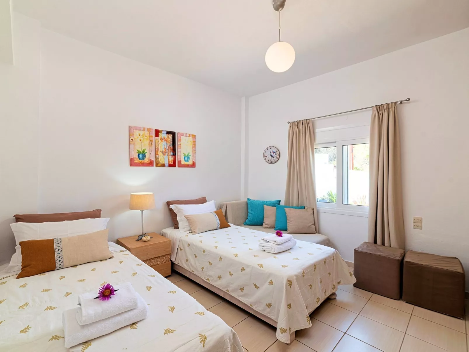 "Olive Green" mit Blick auf das Wasser - Binnen