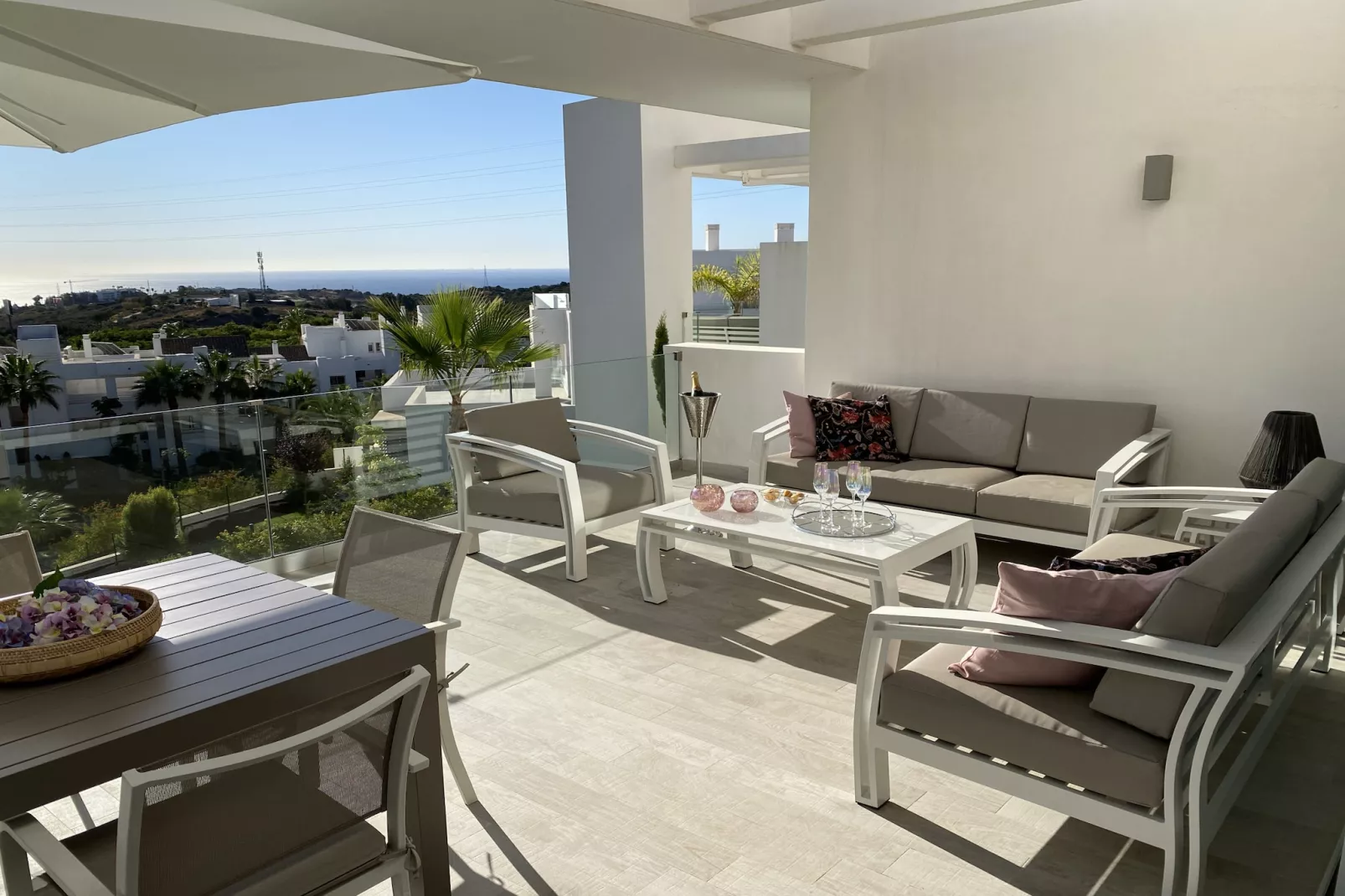 Stylish 3-Bed Apartment | Alcazaba Lagoon (1214) - Terrasbalkon