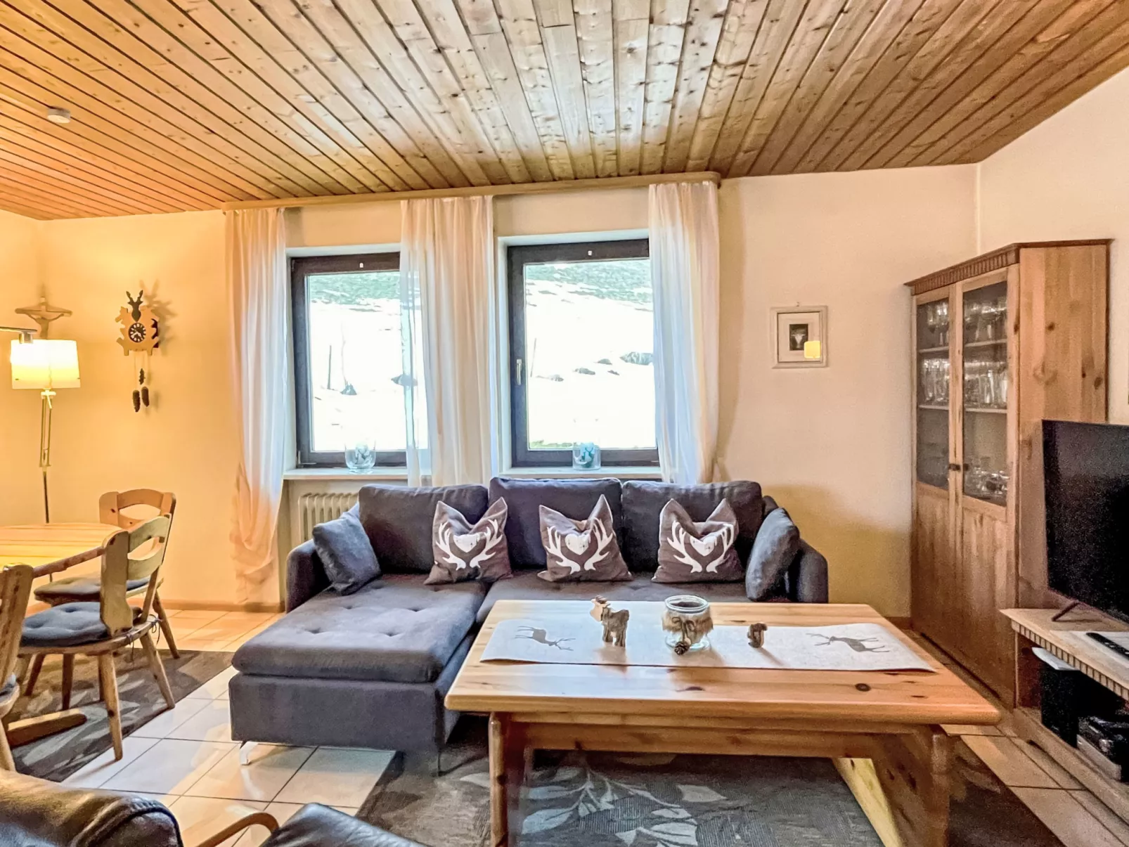 Sonnenblick II - Binnen