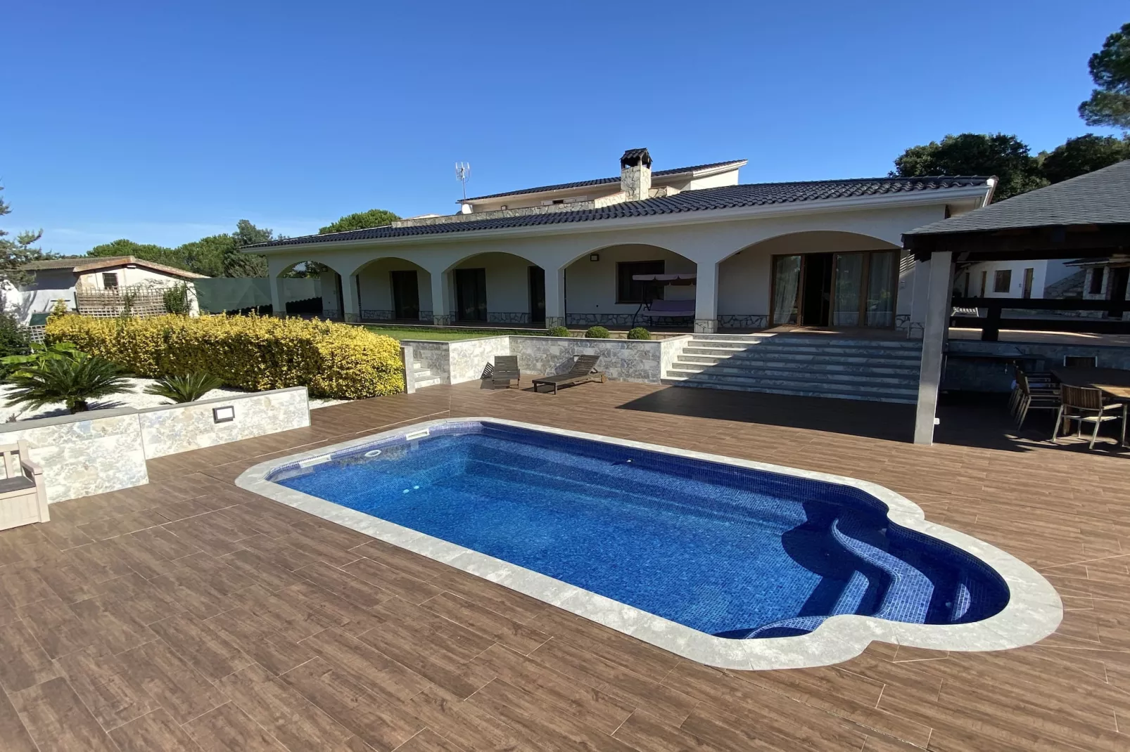 Vivalidays Villa Kiros - Zwembad