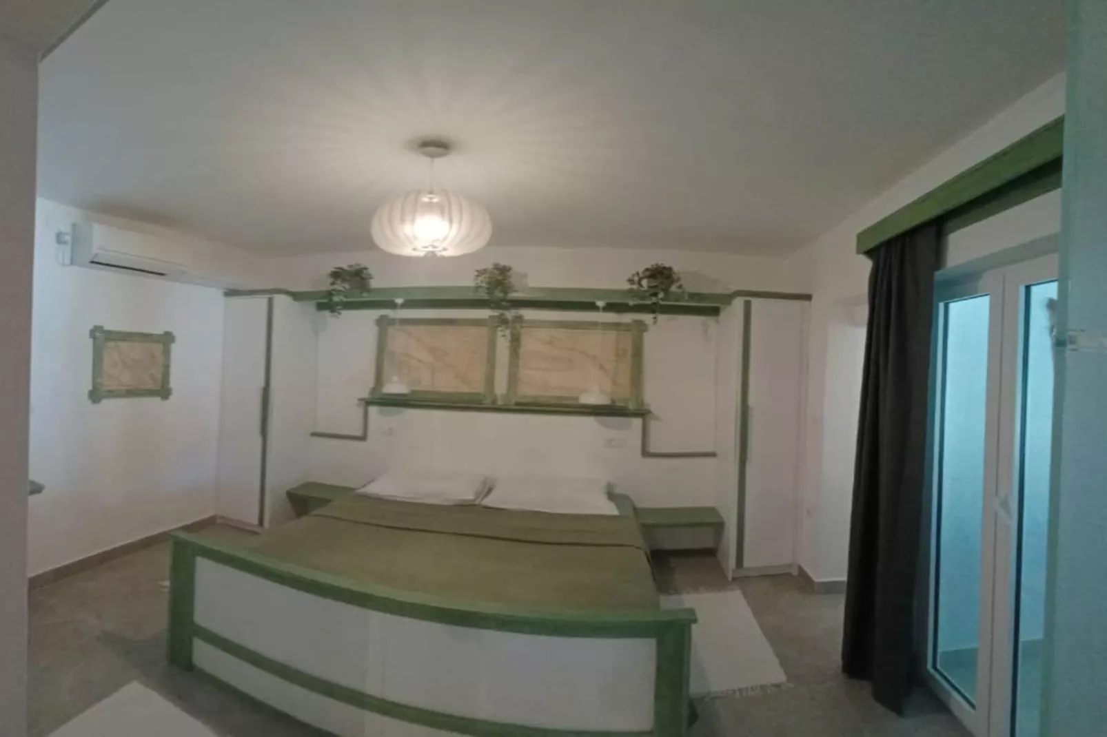 Guest House Green Corner Supetarska Draga - One Bedroom Apartment With Balcony and Sea View - Slaapkamer