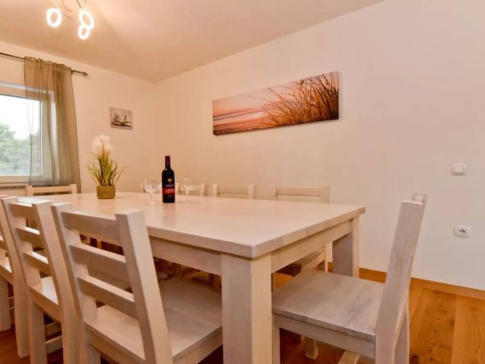 Villa Pinia with pool, Zadar - Image-tags.info