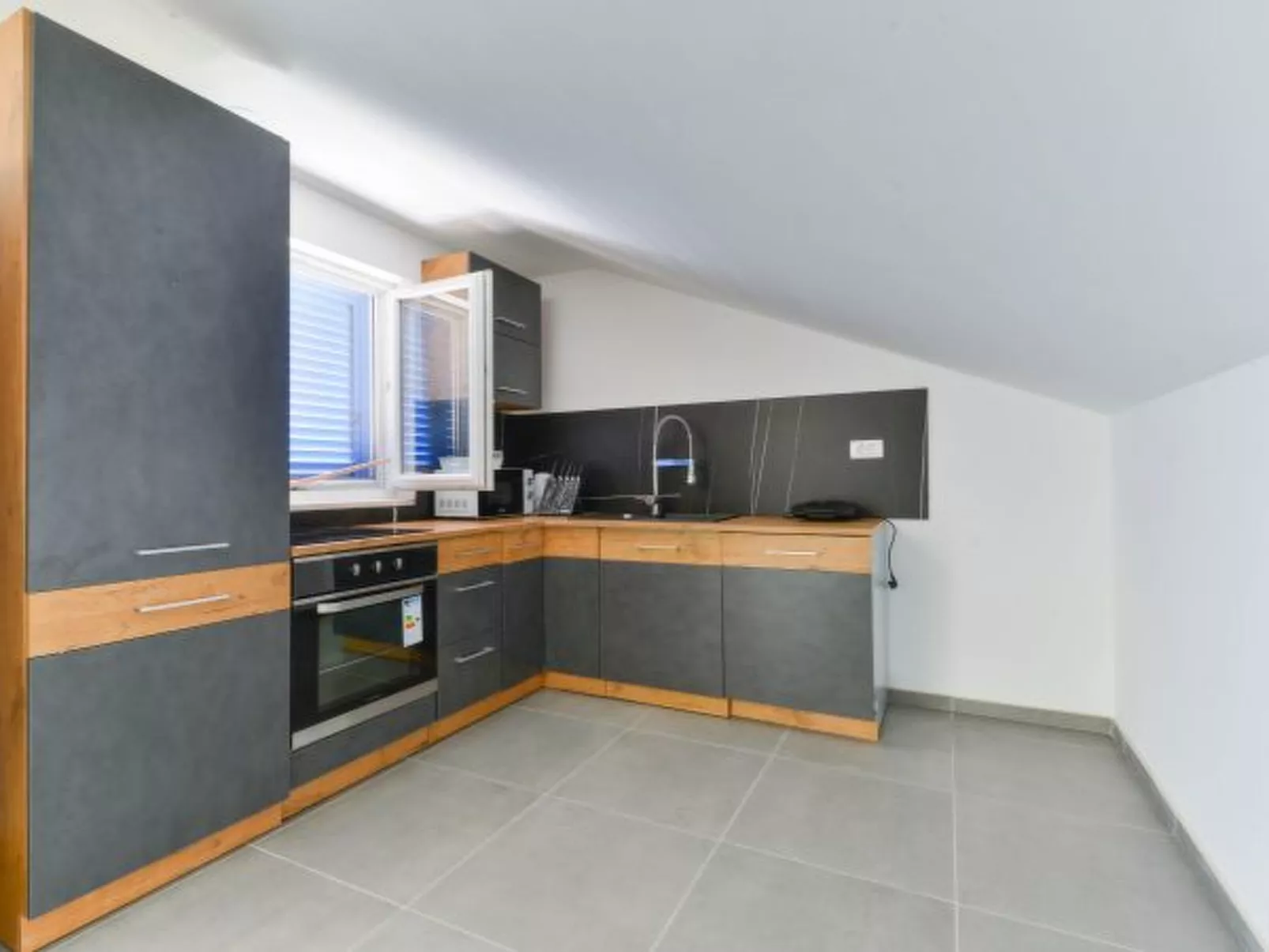 Villa RE with heated pool and spa - Image-tags.info