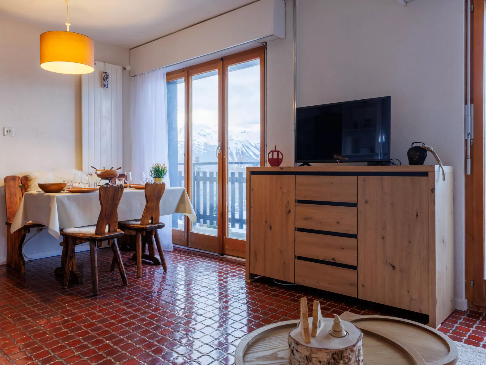 Jolimont J4 - Binnen