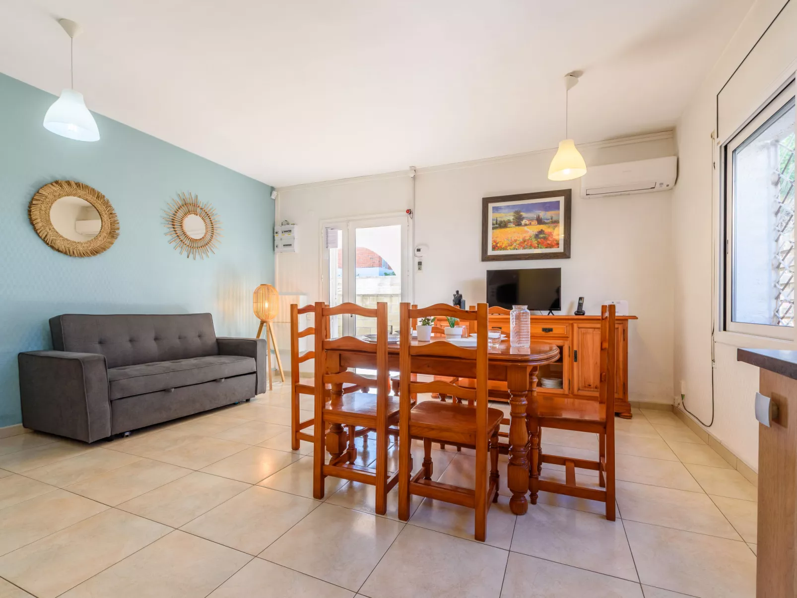 Sol Naciente - Binnen