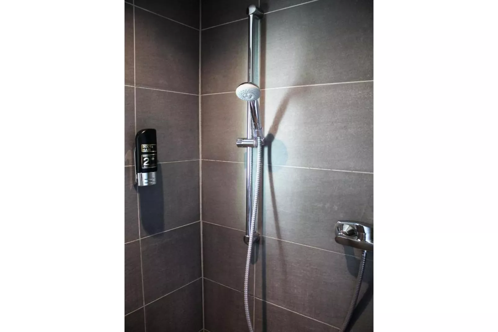 Family Suite / Standard Suit Room - Badkamer