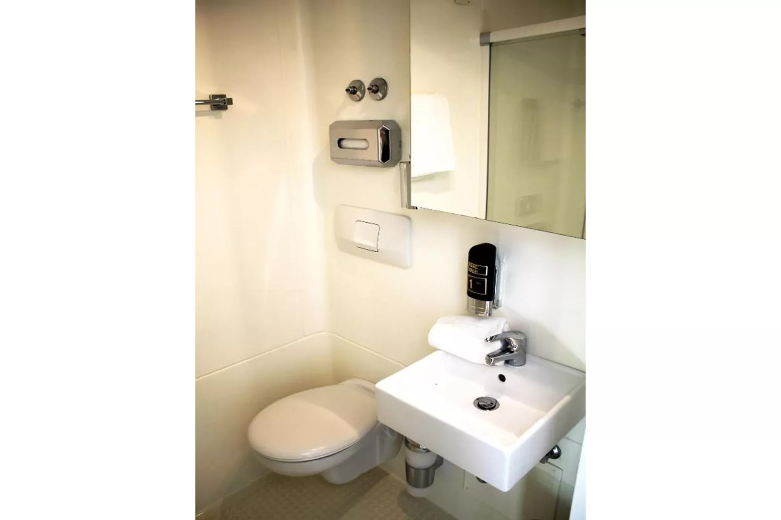 Single Room - Badkamer