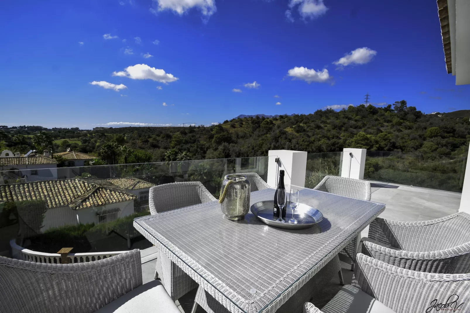 Tranquil Villa with Sea Views & Heated Pool! - Terrasbalkon