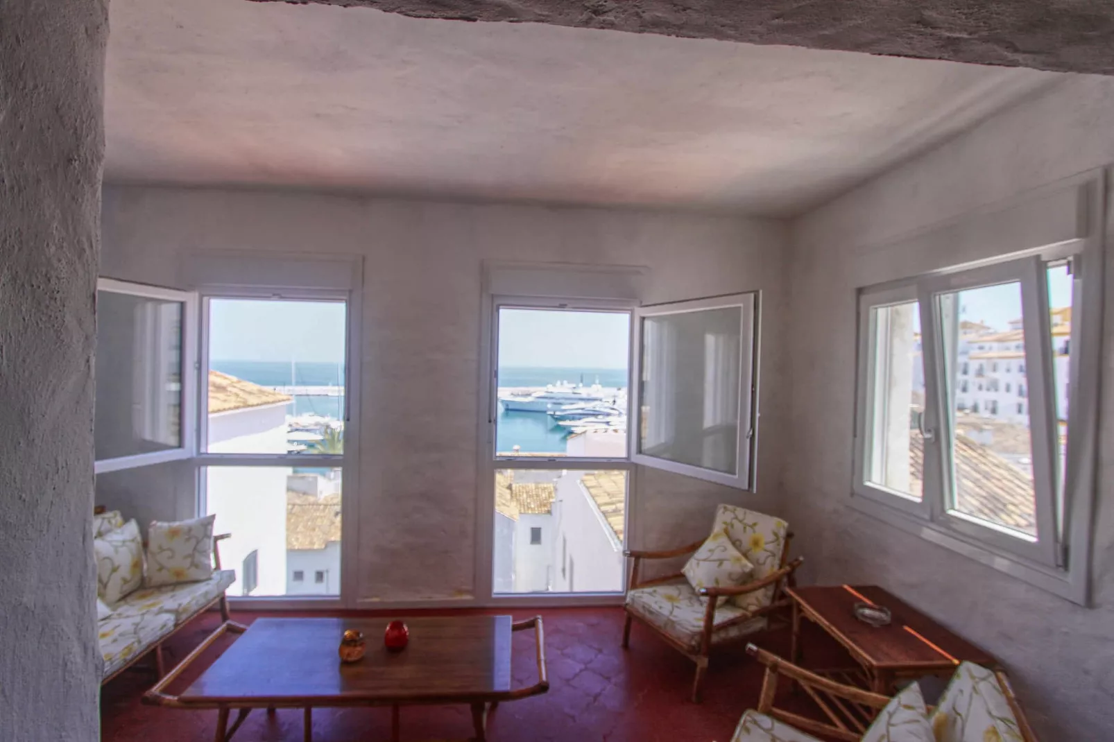 1079 - FRONTLINE PUERTO BANUS APARTMENT - Woonkamer