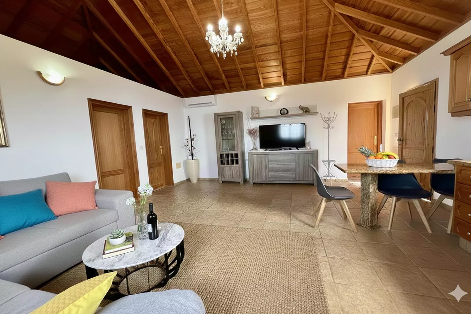 Casa Polear - Woonkamer