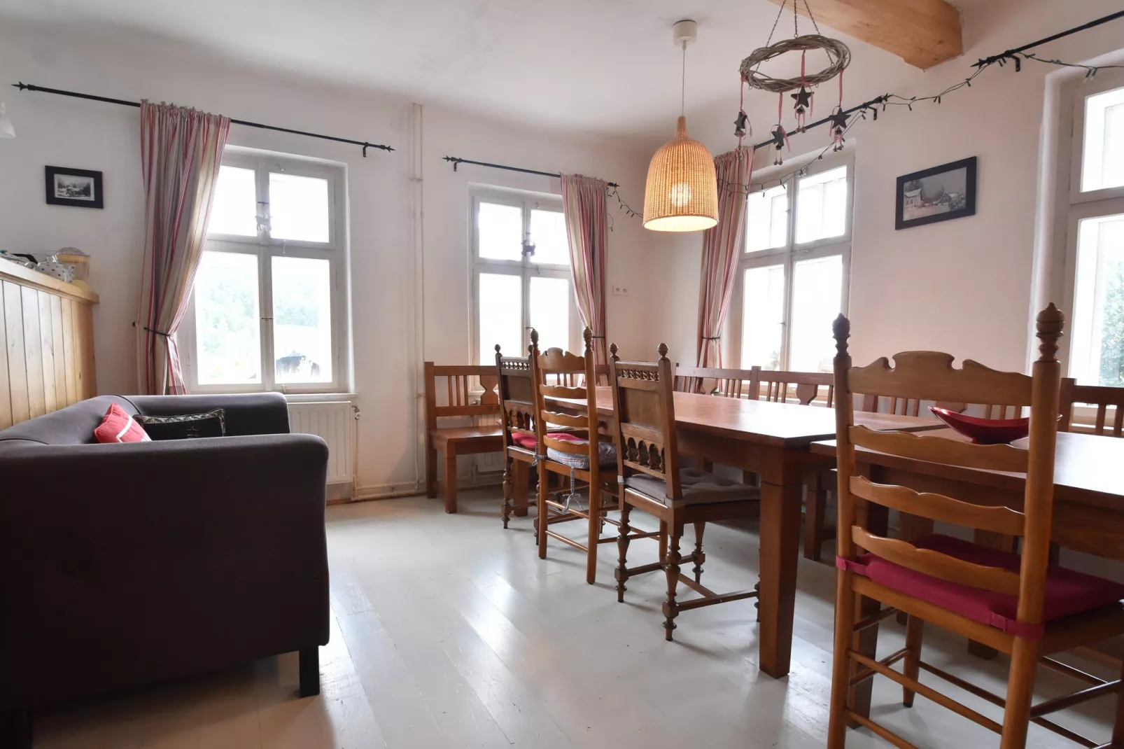 Chalet Nisou 3 - Eetkamer
