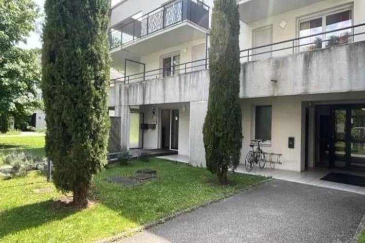 Adonis Divonne-les-Bains T2 Park side - Buitenkant zomer