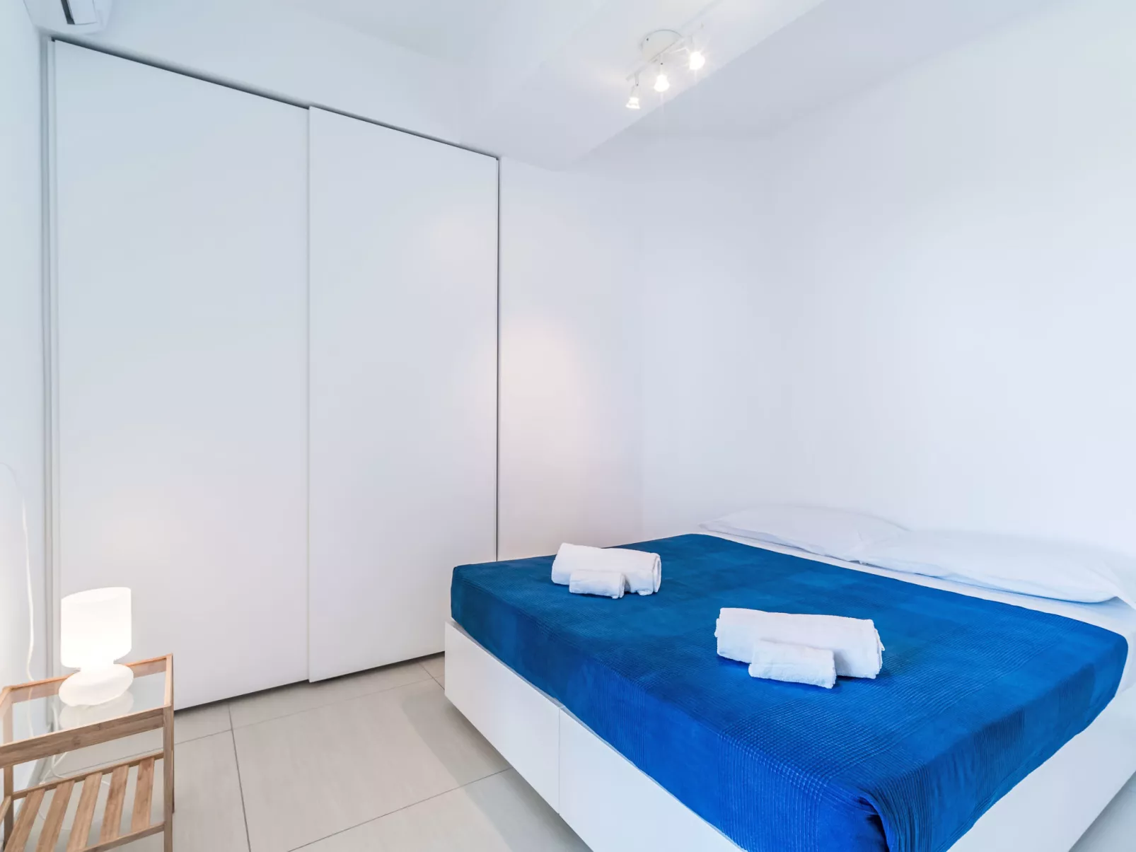 Appartamento con 3 camere al piano terra - Binnen