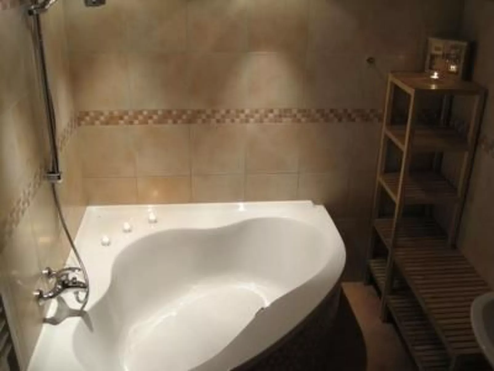 Charlotte mit Garten - Binnen