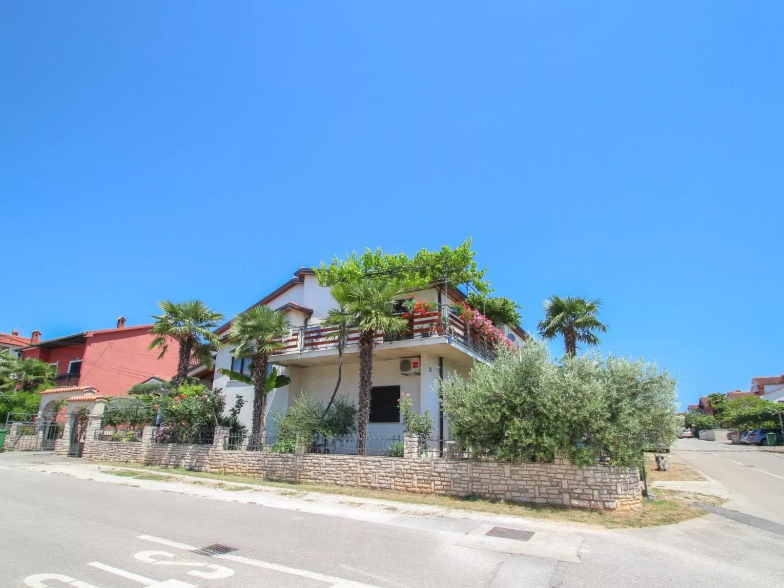 Strandnahes Ferienappartement Pjerina - Image-tags.info