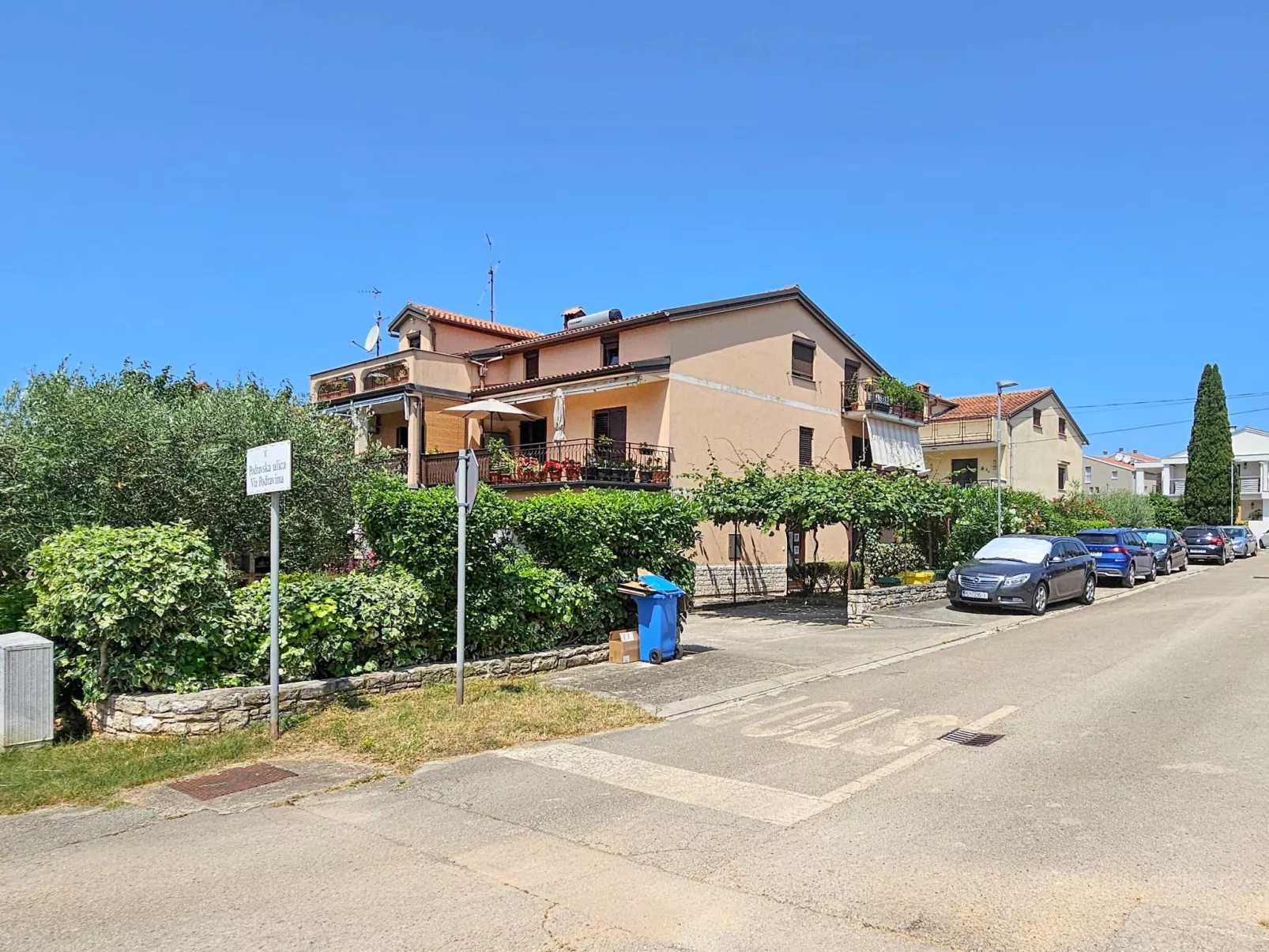 "Maria 4" mit Terrasse - Buiten