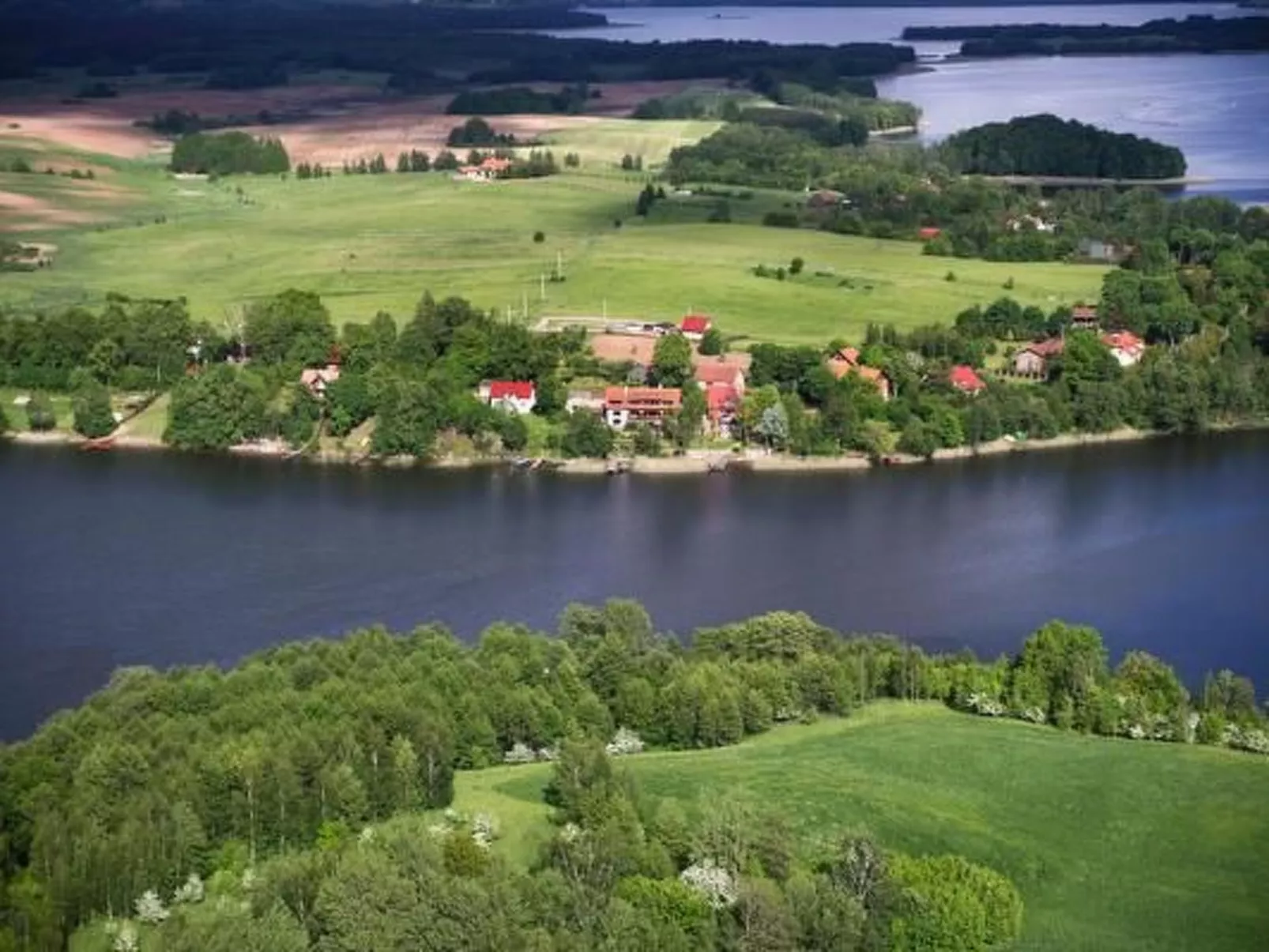 Zimmer mit Seeblick und Terrasse - Image-tags.info