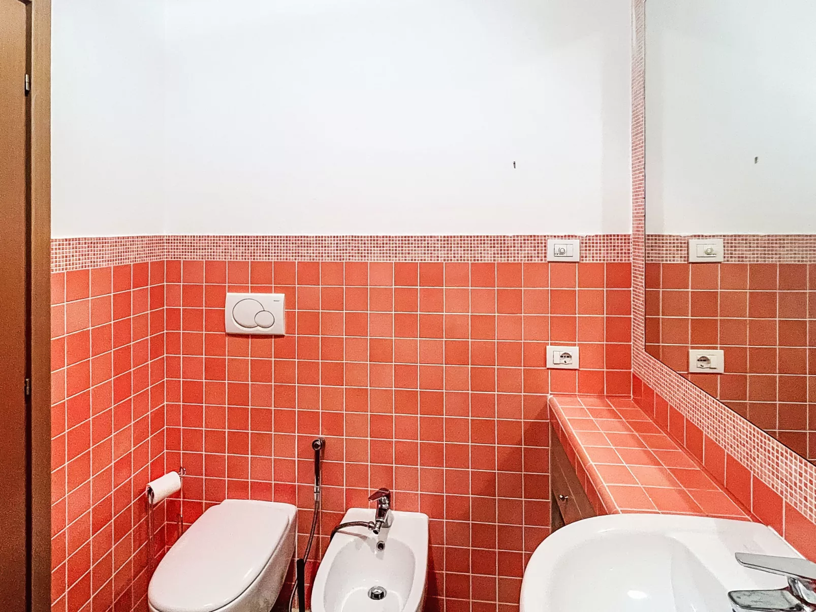 Sona's Lake Home - Binnen