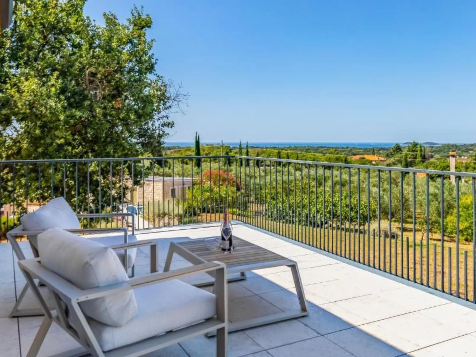 Zimmer "Olivengarten" mit Meerblick - Buiten