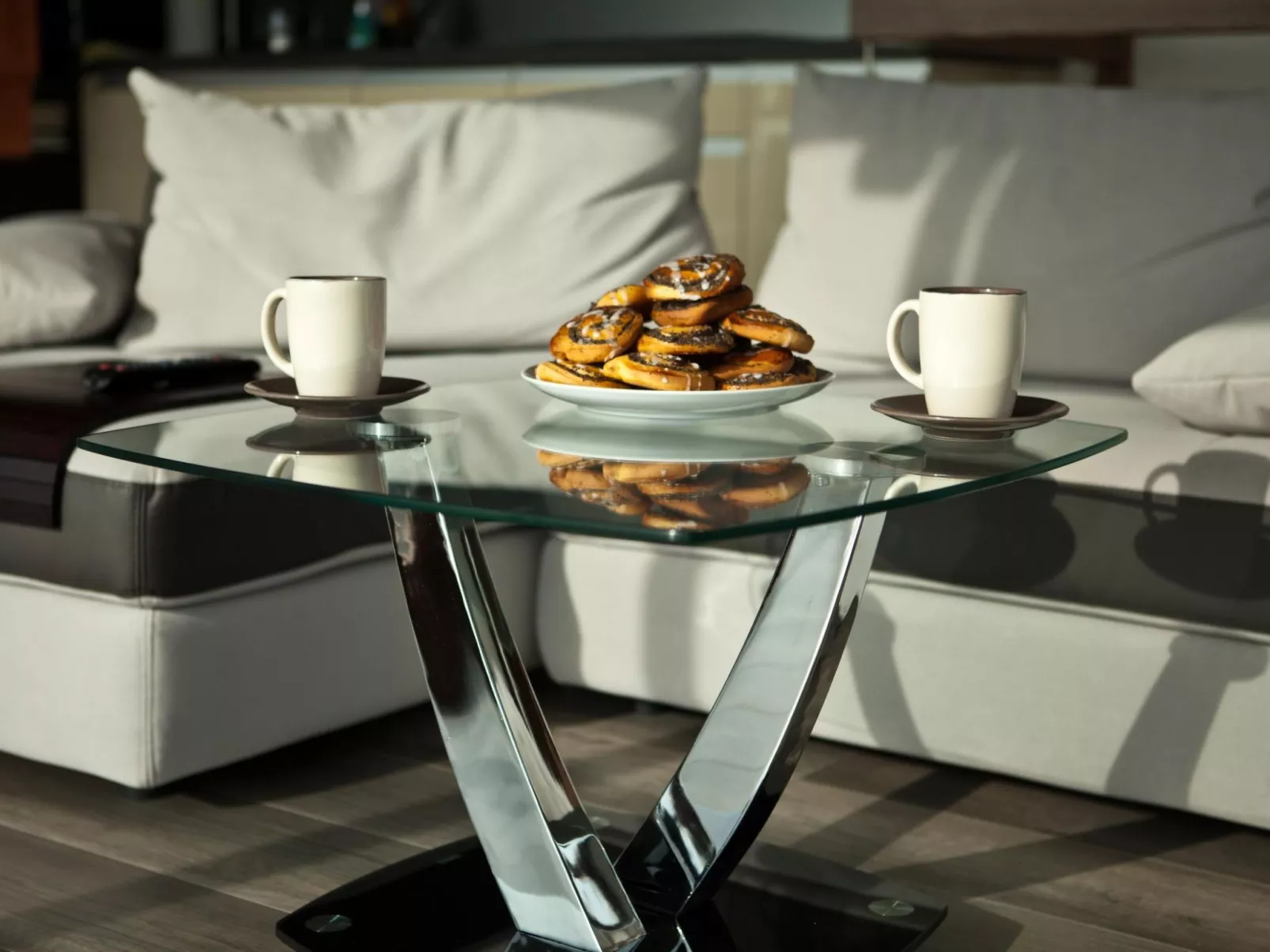 Wohnung mit Panoramaverglasung und Meerblick - Binnen