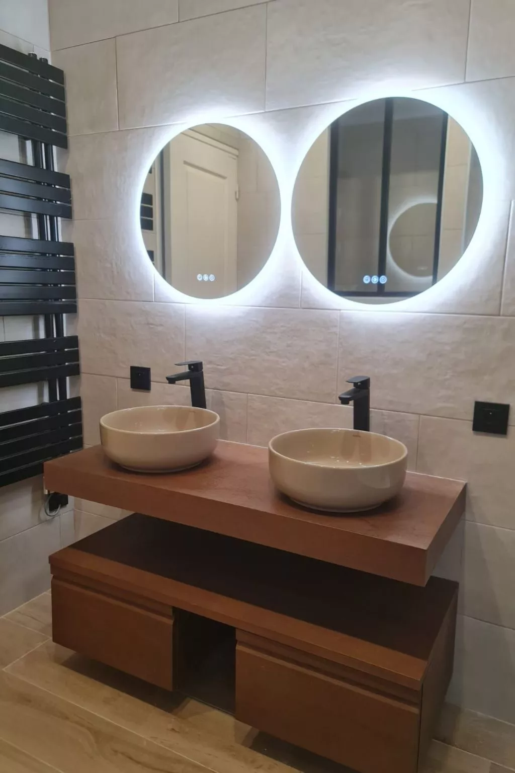 Ferienvilla Le repère mit Jacuzzi - Binnen