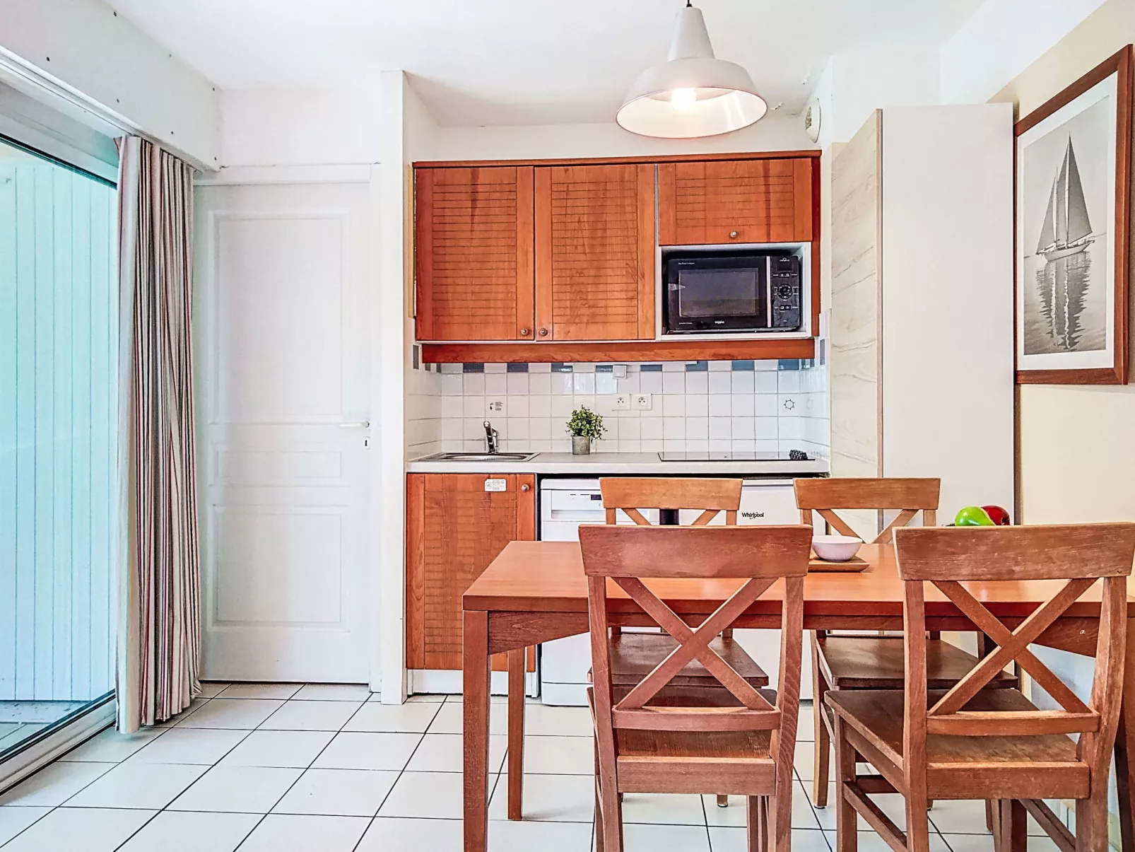 Les Grands Pins - Binnen