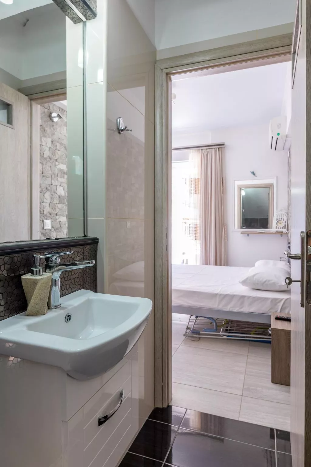 Beachfront Garden Villa - Binnen