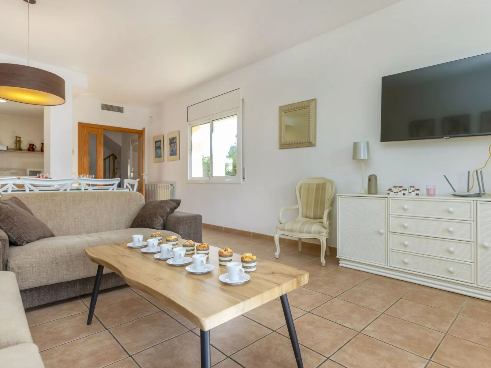 Urb Las Tres Calas - Binnen