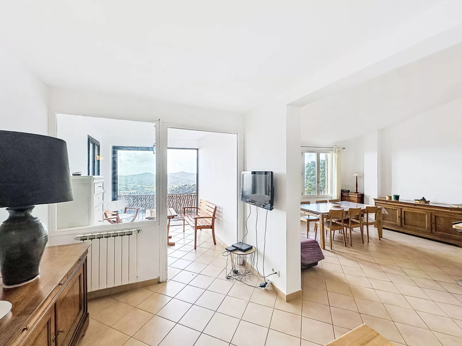 Les Amandiers - Binnen