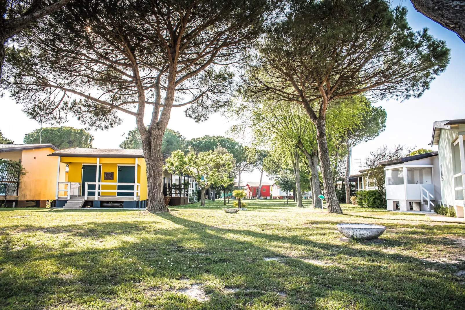 Village Marina di Cortellazzo Lido di Jesolo Pineta Bungalow - Buitenkant zomer