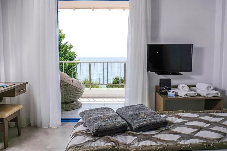 Holiday residence Acrotel Athena Villas, Elia Beach-Maisonette - Slaapkamer
