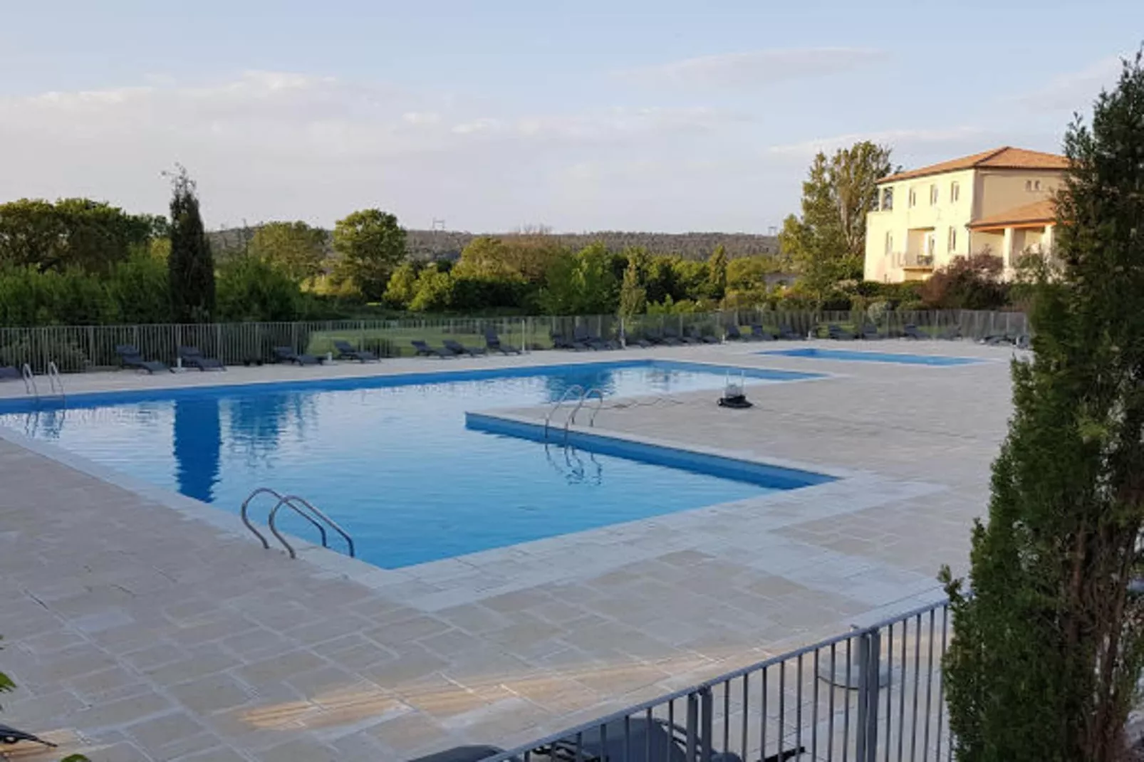 Résidence du Château de Jouarres - Azille // Apt Mezzanine 4 pers - Zwembad