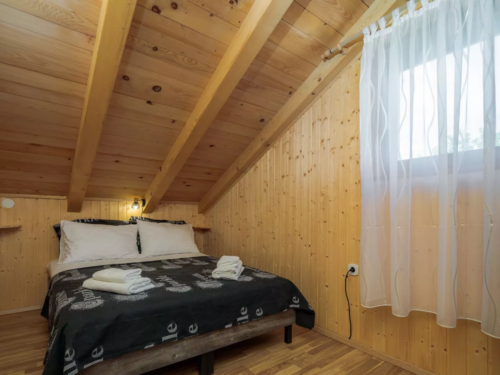 Villa Mystic Woods mit Pool - Image-tags.info