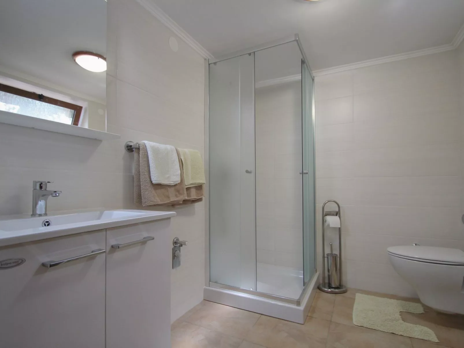 Charmante Ferienwohnung Rafi - Binnen