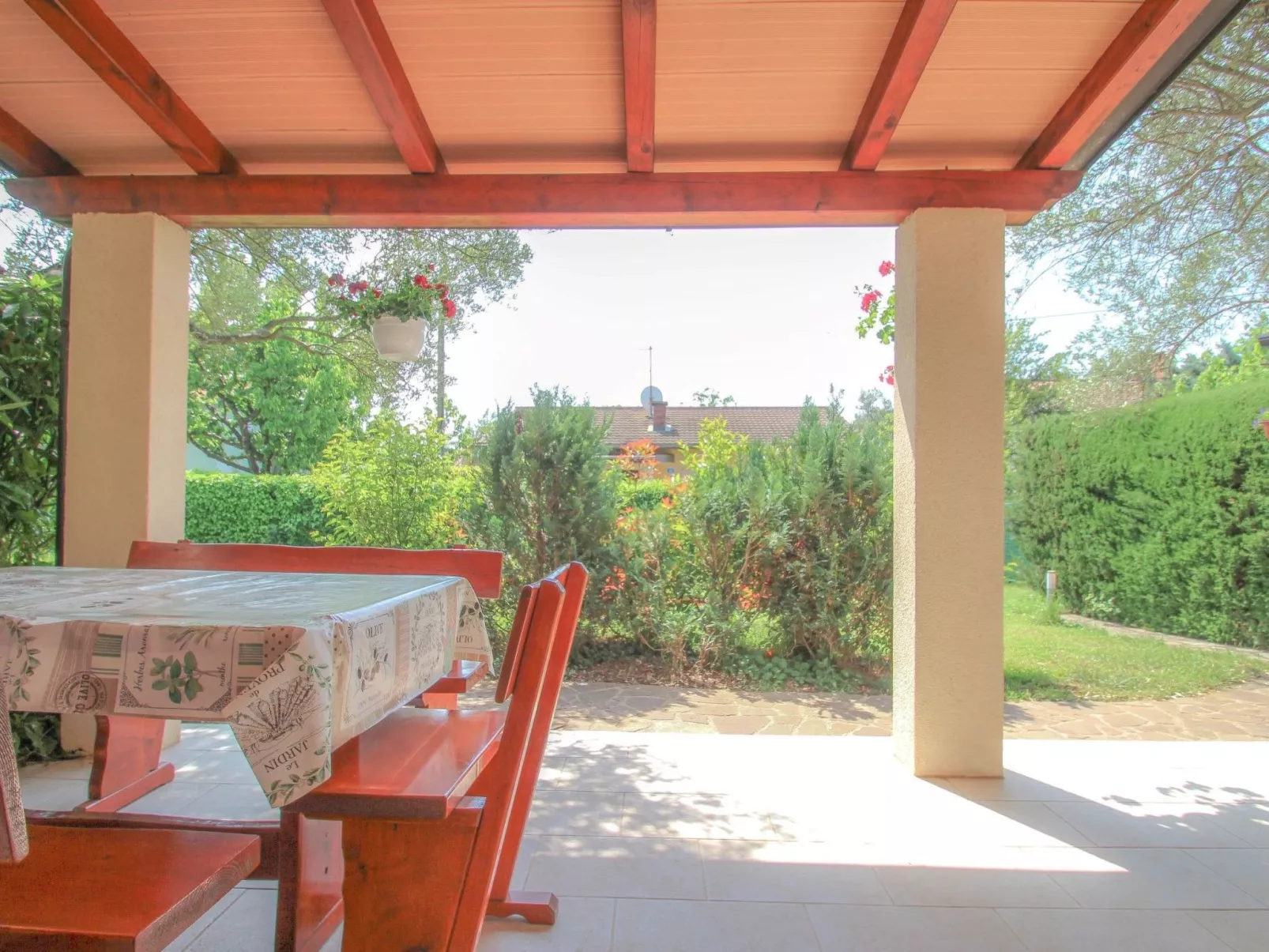 Wohnung "Timea 4" mit Terrasse - Buiten