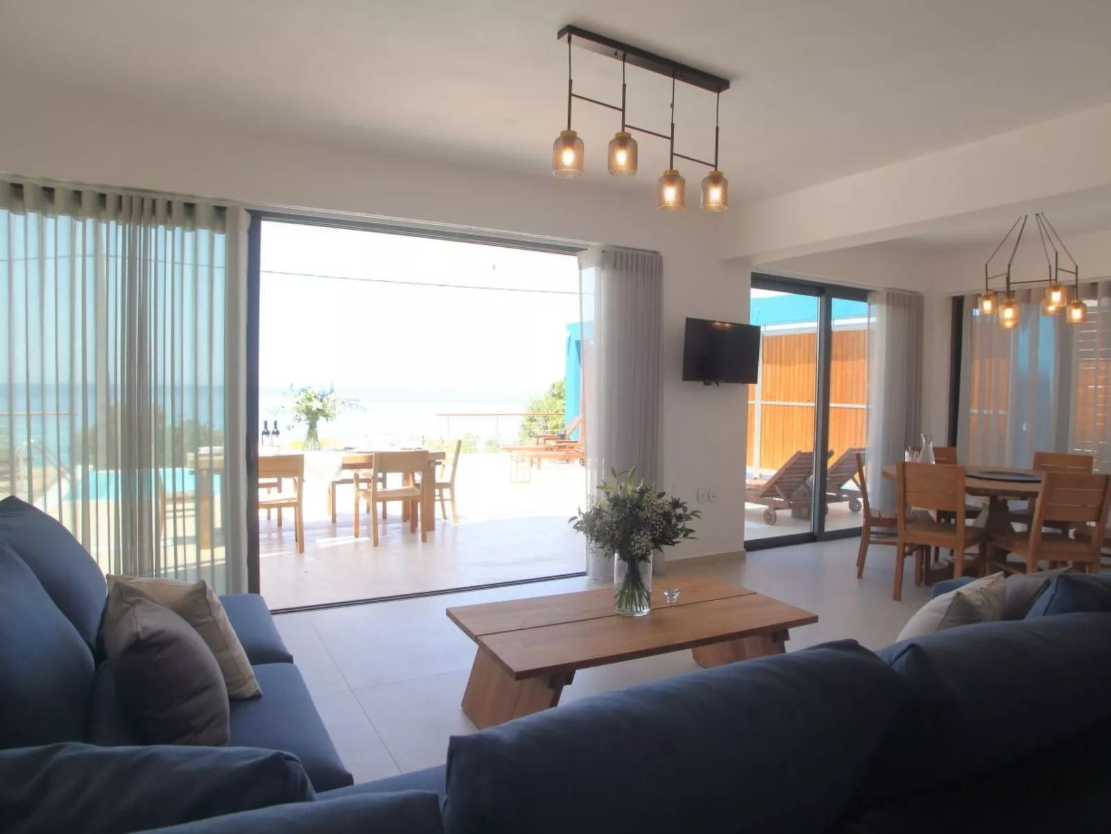 "Capro" mit Infinity-Pool - Image-tags.info